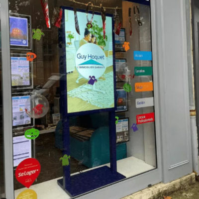 49 ইঞ্চি ডাবল সাইডেড LCD স্ক্রীন উইন্ডো বিজ্ঞাপন ডুয়েল সাইডেড মনিটর প্রদর্শন করে